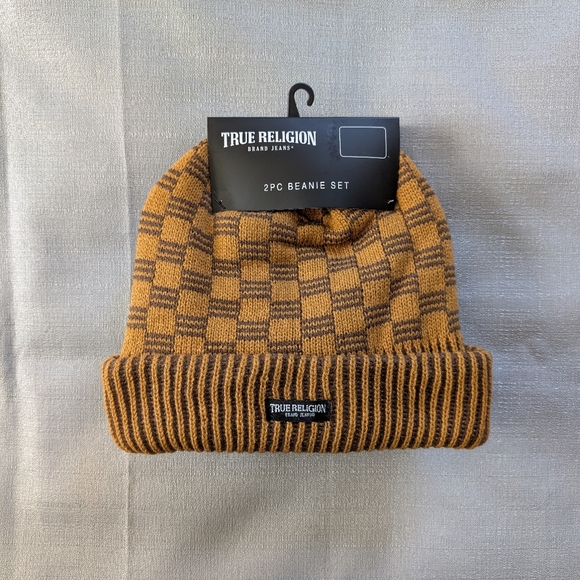 True Religion Fleece Lined Set Of Two Beanie Hats NEW! - Picture 2 of 4